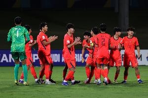 津媒：U17国少夺得亚军绝不是偶然，中国足球正在逐步复苏